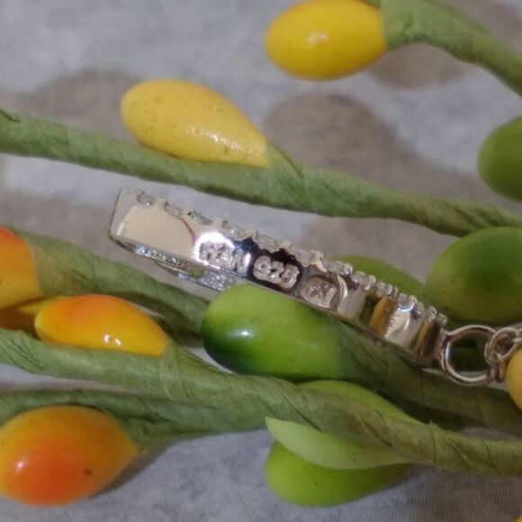 Simulated Diamond CZ Elephant Necklace - Picture 4 of 6